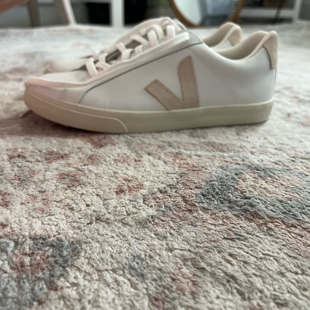 Veja Esplar Women's White and Tan Sneakers